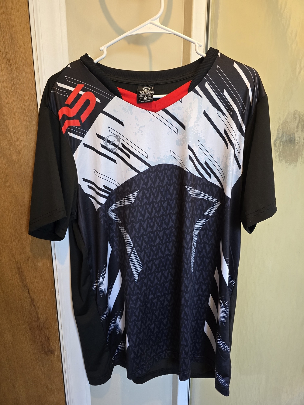 Men's Black & White Performance Graphic Jersey with Red Accents